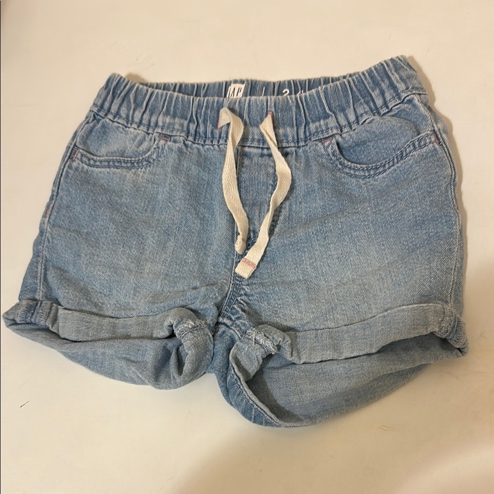 3/10$ GAP Denim Shortie for Toddlers